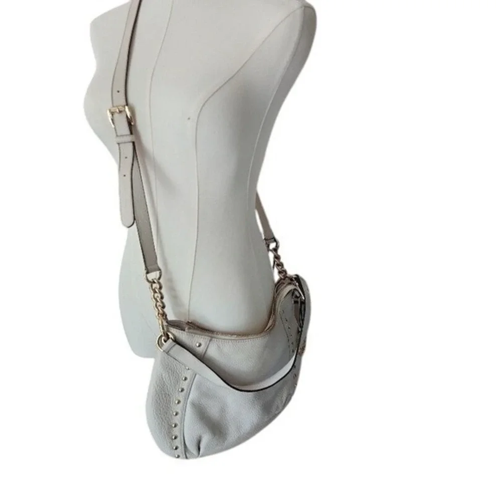 MICHAEL KORS Hobo Shoulder Bag Womens Size Cream Studded Chain‎ Pebbled Leather